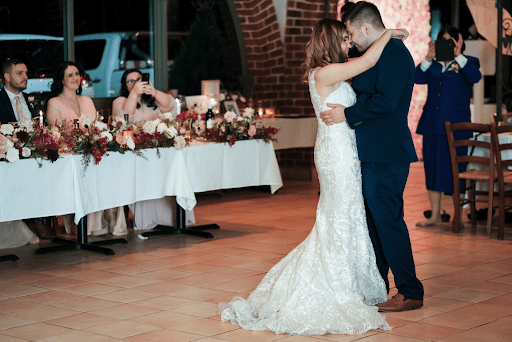 11 Quintessential Photos Every Wedding Album Needs