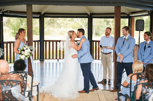 11 Quintessential Photos Every Wedding Album Needs