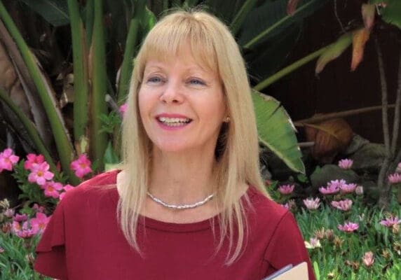 Orna_Binder_Celebrant Orna_Binder_Celebrant